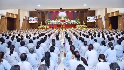 Nhận biết rõ đâu là chùa tức đạo tràng và đâu là chợ?